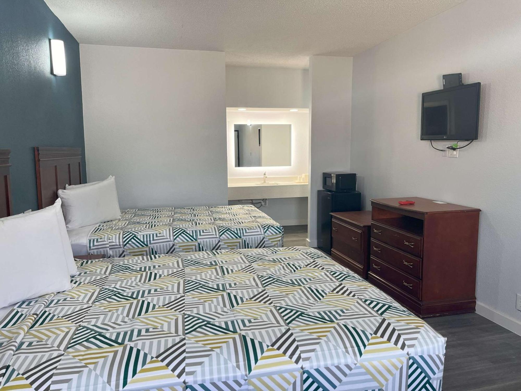 Motel 6 Cleveland, Ms - Delta State University Экстерьер фото